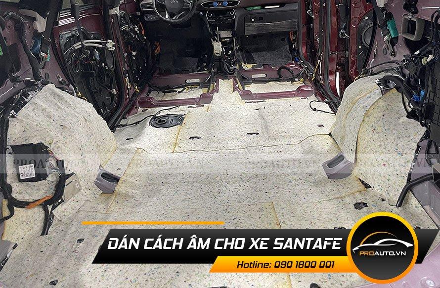 Sàn xe Hyundai SantaFe sau khi dán tiêu âm