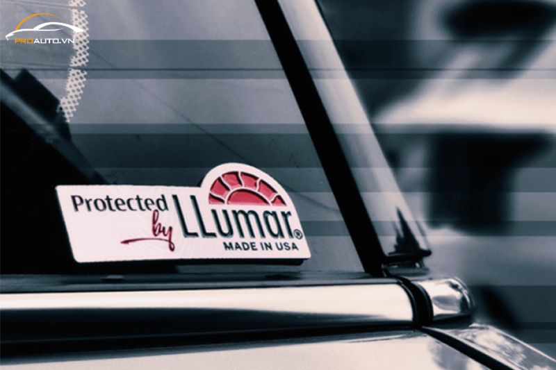 LLumar đảm bảo an toàn cho người ngồi trong xe