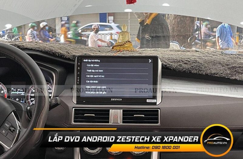 Lắp DVD Zestech cho xe Xpander tại ProAuto.vn