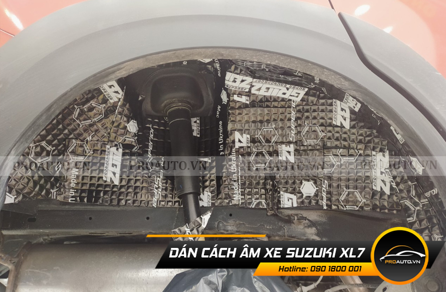 Dán cách âm hốc bánh xe Suzuki XL7