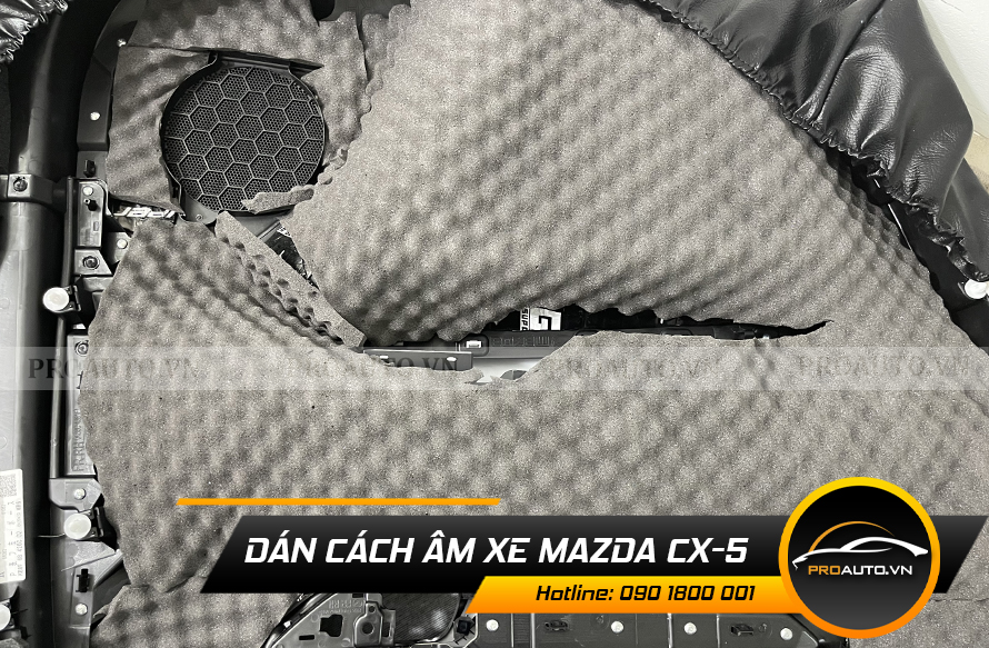 Dán vật liệu tiêu âm chống ù xe Mazda CX5