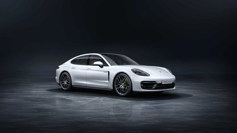 Dán phim cách nhiệt xe Porsche Panamera