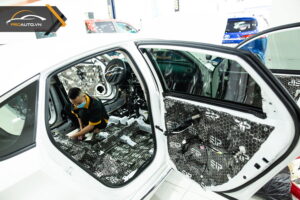 Cách âm xe Honda Accord