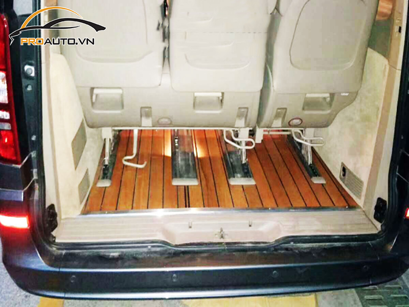 Lót sàn gỗ xe Mercedes V250
