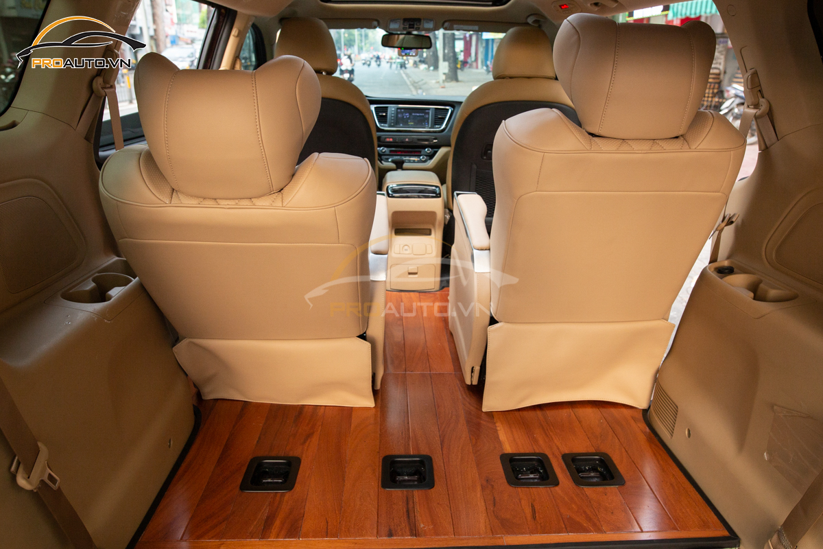 Lót sàn gỗ cho ô tô