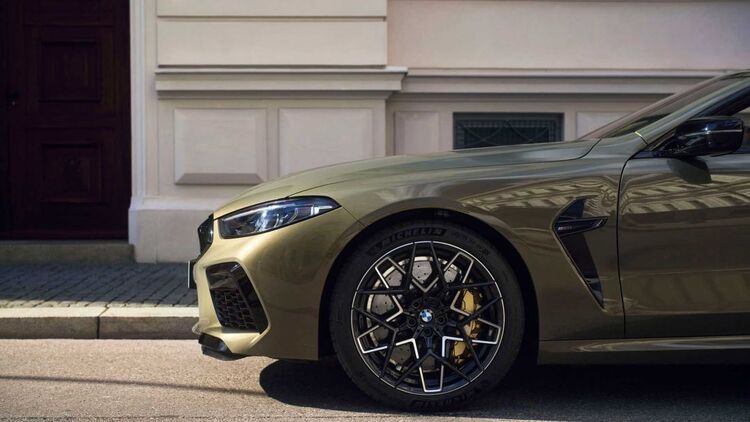 BMW khai tử M8 từ năm 2023, tung bản cập nhật cho M8 Competition
