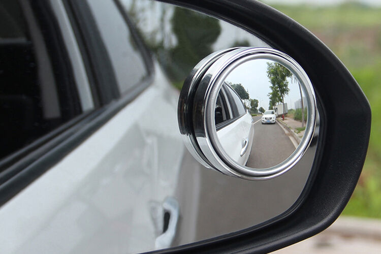 phu kien can thiet oto moi mua 3