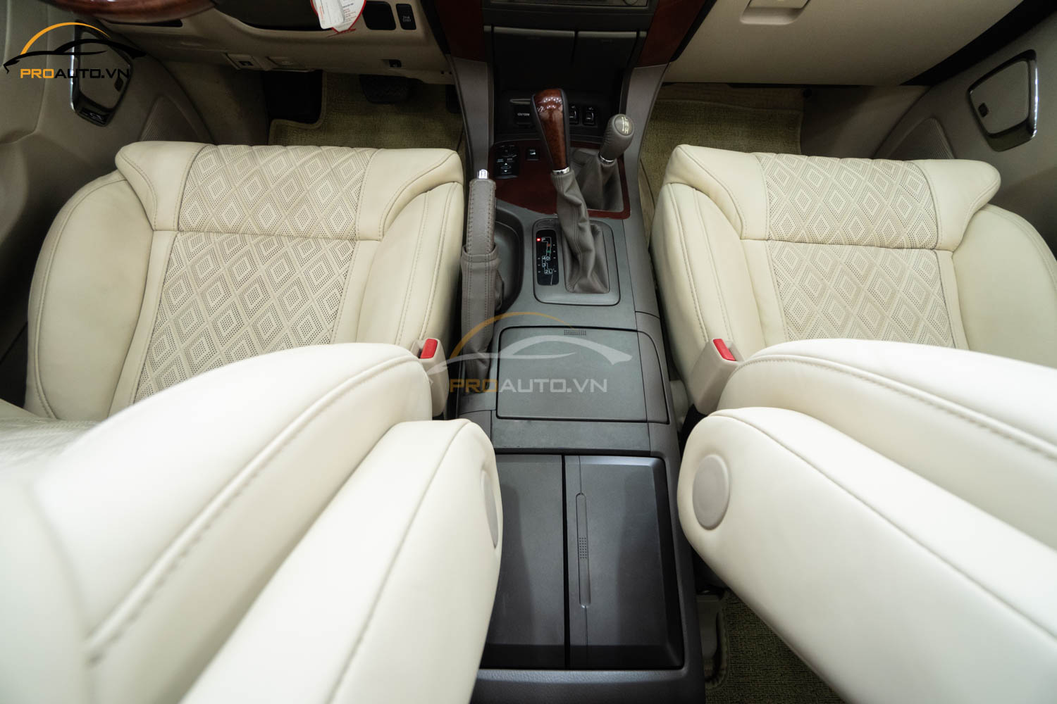 Độ ghế limousine xe Lexus GX 470