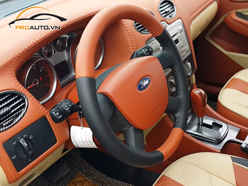 Đổi màu nội thất toàn bộ xe Ford Ecosport