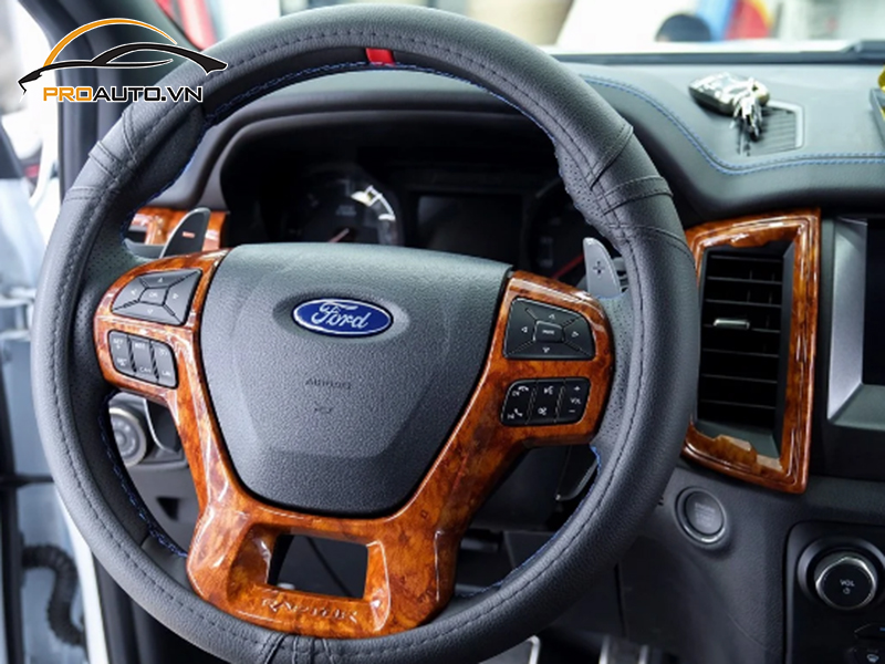 Đổi màu nội thất toàn bộ xe Ford Ranger