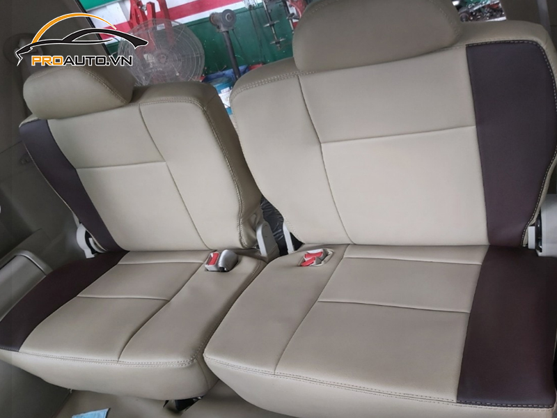 Bọc ghế da xe Mitsubishi Zinger