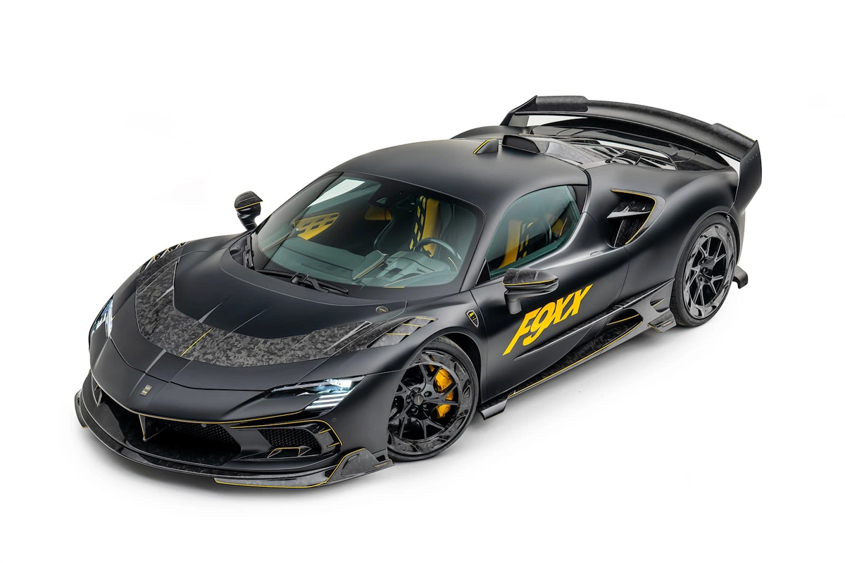 996978