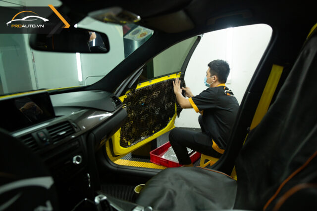 Cách âm chống ồn xe BMW Series 2 mang lại nhiều tiện ích cho người lái
