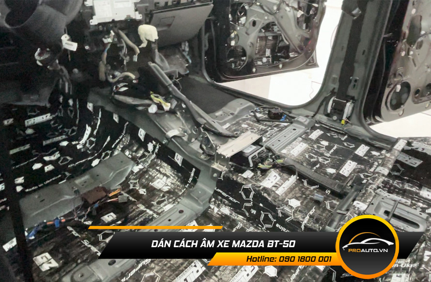 Cách âm xe Mazda BT-50 là giải pháp nâng cáo hiệu quả chống ồn tốt nhất cho xe