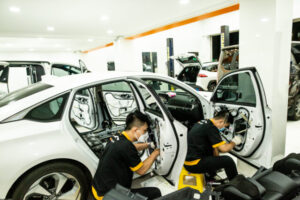 Cách âm xe bị ù tại vị trí cửa xe