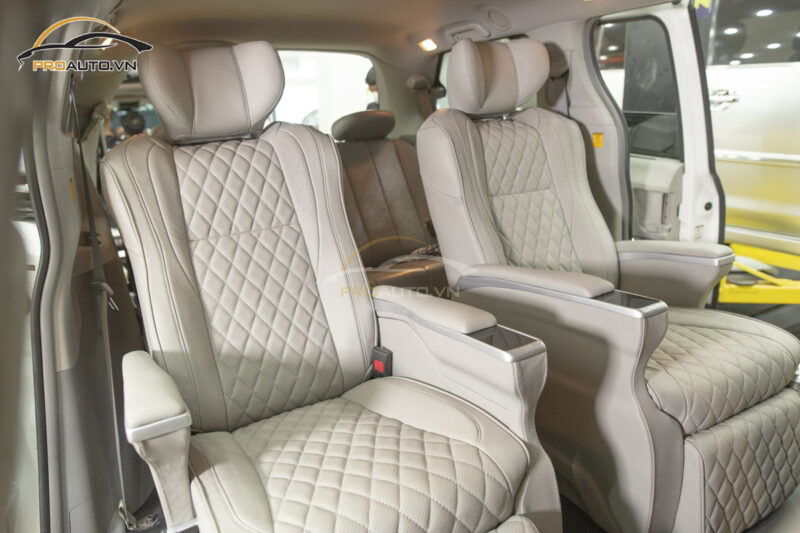 Độ ghế limousine xe Toyota Prado