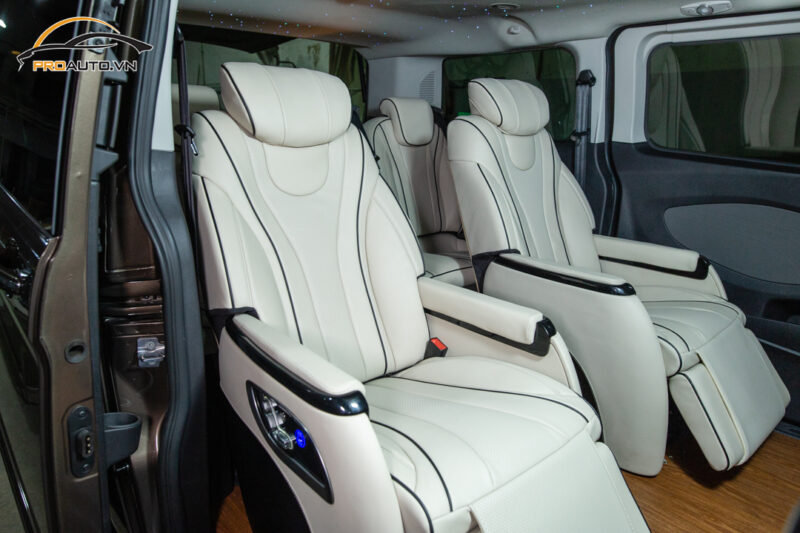 Nâng cấp limousine xe Ford Transit phiên bản sang trọng hơn