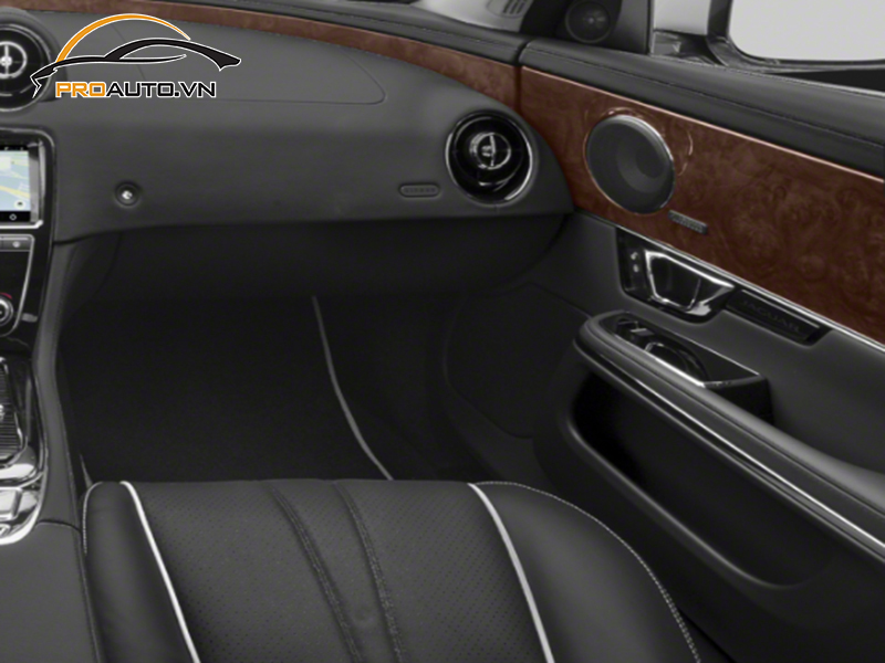 Đổi màu nội thất chi tiết xe Jaguar I-Pace