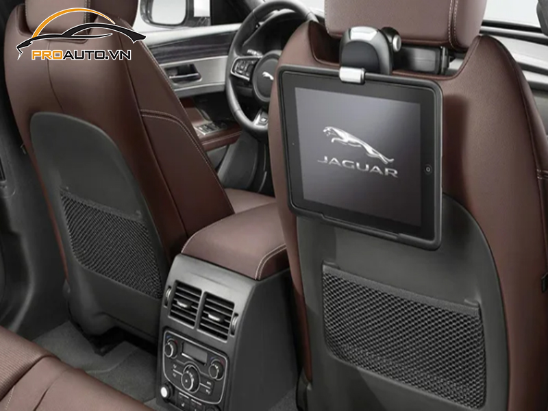 Đổi màu nội thất chi tiết xe Jaguar XF