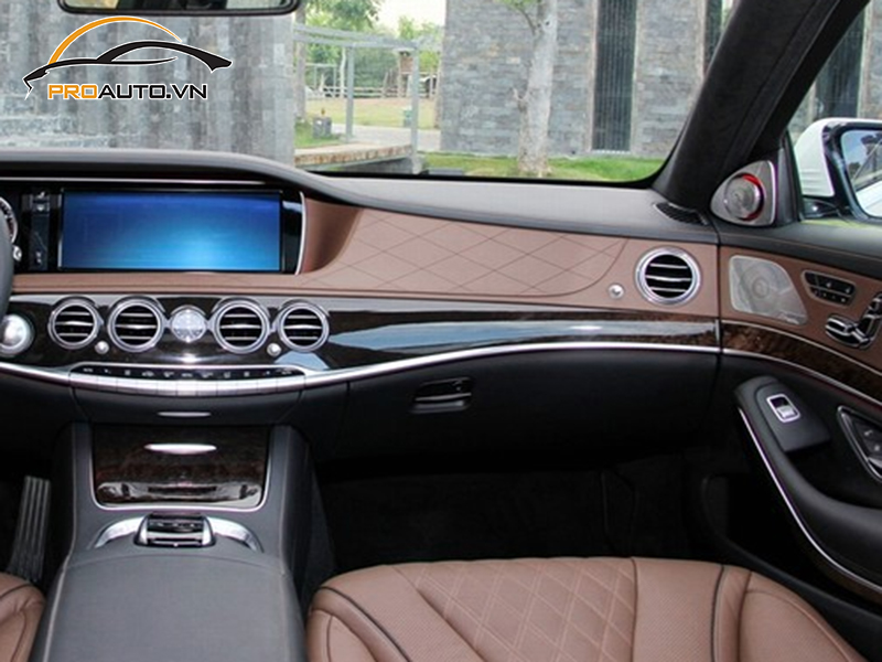Đổi màu nội thất toàn bộ xe Mercedes S-Class long