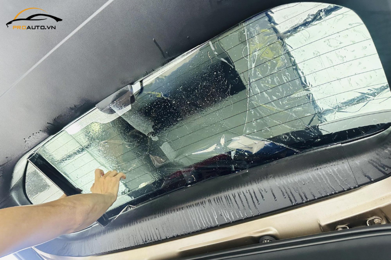 Lựa chọn phim cách nhiệt phù hợp với từng vị trí kính xe