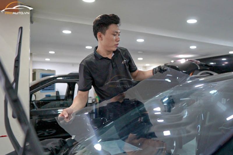 Phim cách nhiệt ô tô là gì?