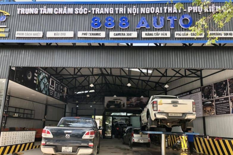 888 Auto còn nổi bật với phong cách phục vụ tận tâm, chu đáo