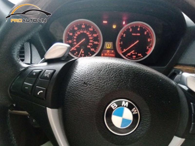 Lắp Cảm Biến Áp Suất Lốp Cho Xe BMW M Series