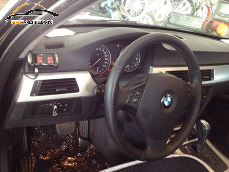 Lắp Cảm Biến Áp Suất Lốp Cho Xe BMW Series 4