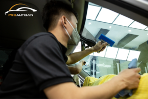 Có nên dán phim cách nhiệt ô tô tại quận Bình Thạnh?