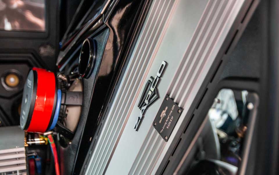 Hệ thống điều kiển của dàn âm thanh