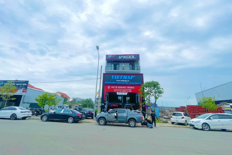 Hoàng Thông Auto dán phim cách nhiệt 3M chính hãng