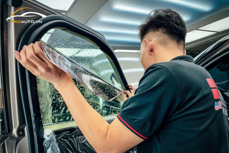 Kinh nghiệm cần biết khi dán phim cách nhiệt tại quận 5