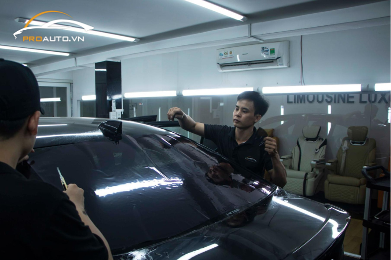 Kinh nghiệm cần biết khi dán phim cách nhiệt tại quận 9