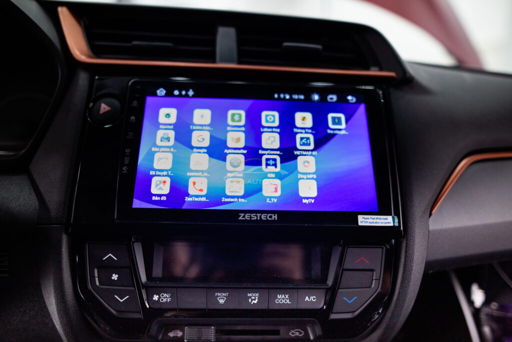 Màn hình Android ô tô làm nổi bật sự sang trọng, đẹp mắt cho nội thất xe
