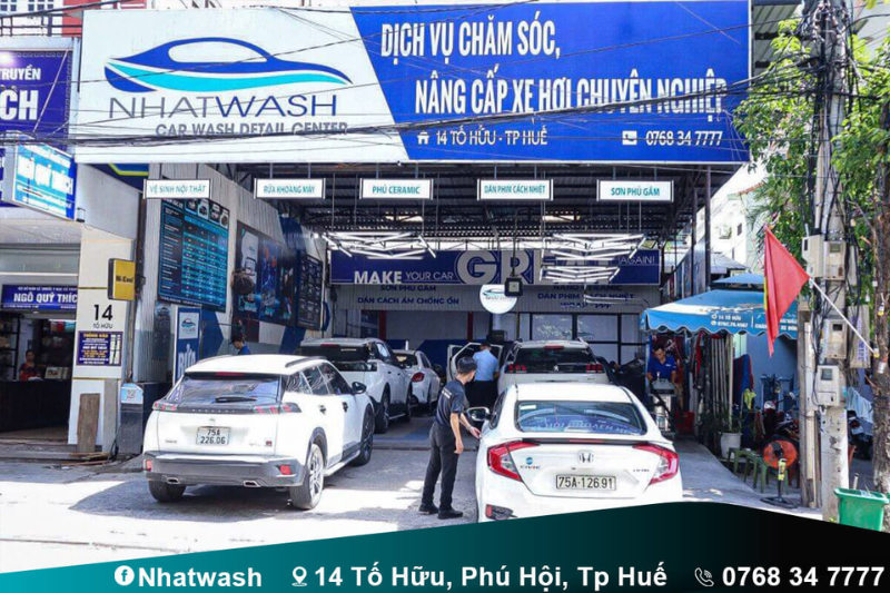 Nhatwash Auto tự hào sở hữu đội ngũ nhân viên được đào tạo bài bản