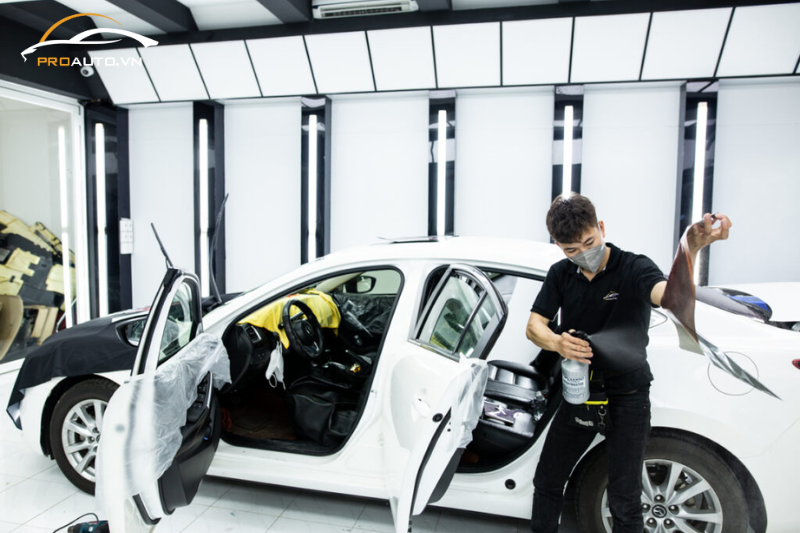 Phim cách nhiệt 3M Crystalline ngăn chặn tia UV cực tốt