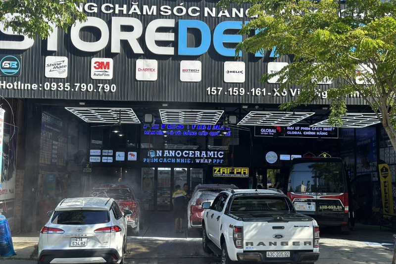 Sài Gòn Auto Art là trung tâm chuyên cung cấp các dịch vụ chăm sóc ô tô