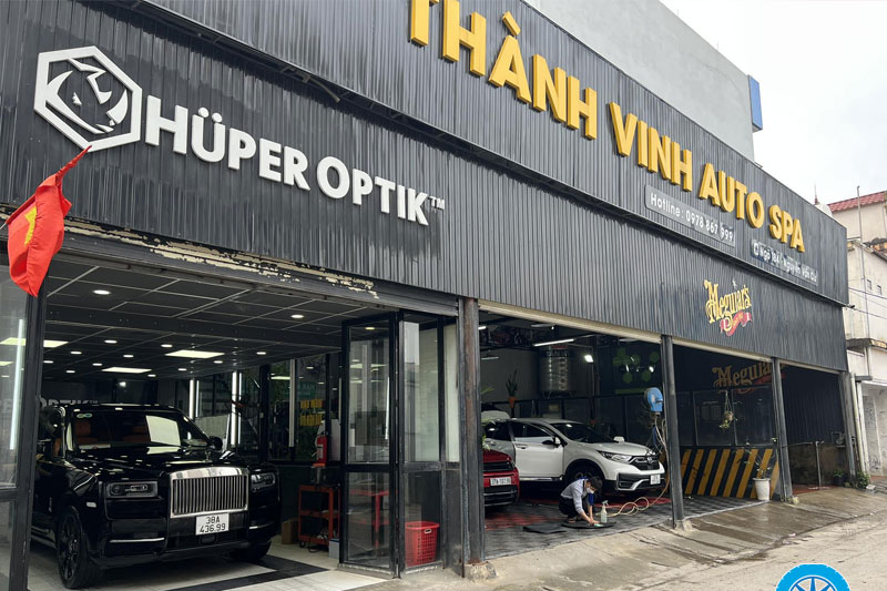 Thành Vinh Auto Spa đặc biệt nổi bật với dịch vụ dán phim cách nhiệt 3M