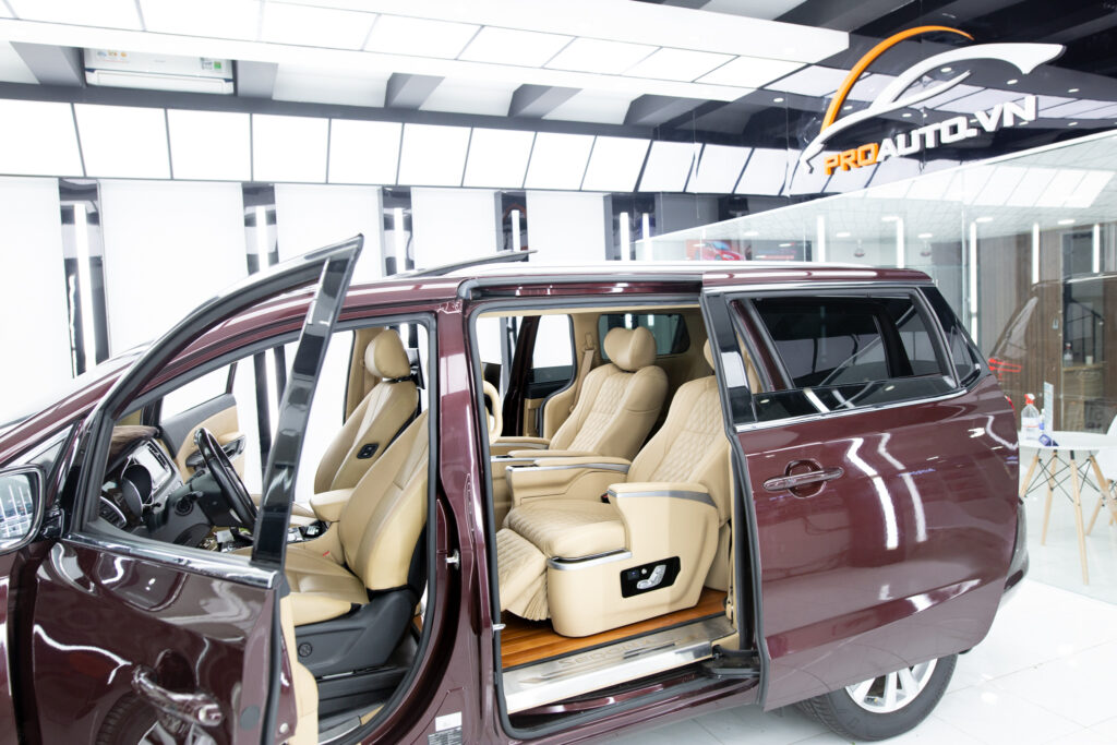 Thi công độ ghế limousine tại xưởng độ ghế Limousine ô tô Đồng Tháp Proauto.vn
