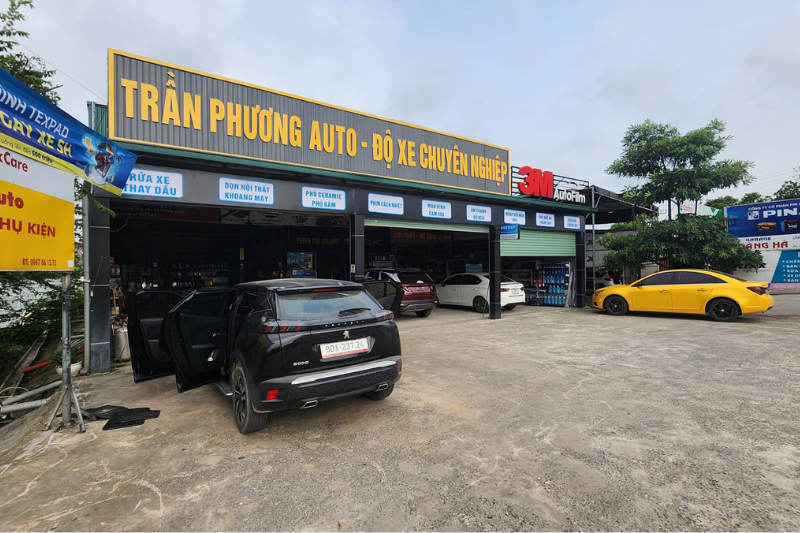 Trần Phương Auto cung cấp hàng loạt các phụ kiện, đồ chơi xe hơi chính hãng