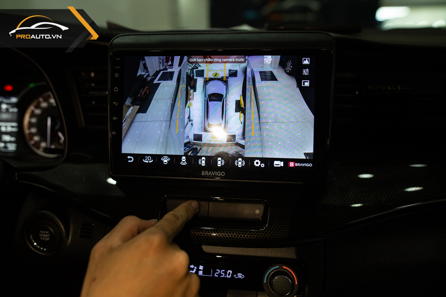 Màn hình Android ô tô tích hợp camera 360 Bravigo