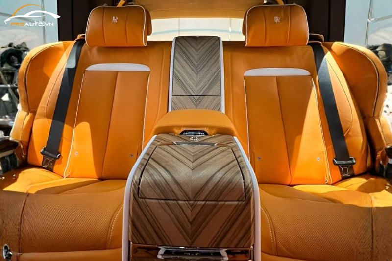 Các loại da bọc ghế ô tô với da Microfiber