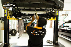 xit phu gam xe o to 4