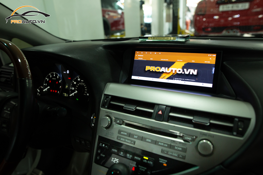 Android Box Bravigo S22 Pro được lắp trên màn hình zin xe