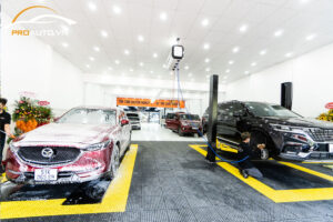 rua xe o to quan go vap 7