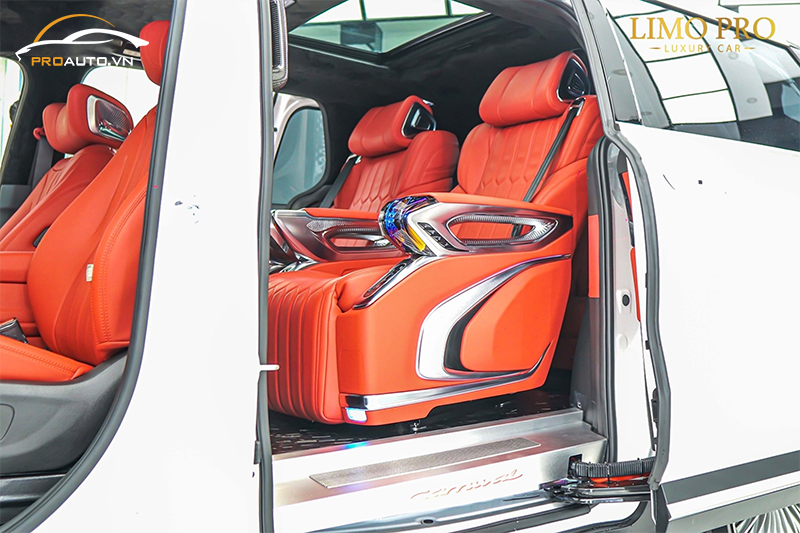 Độ ghế Limousine xe Kia Carnival - Gói nâng cao