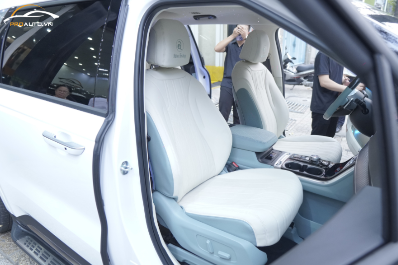 Có nên bọc ghế da ô tô 7 chỗ không?