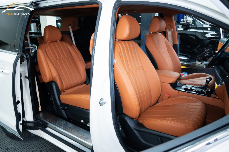 Ưu điểm của việc bọc ghế da ô tô 7 chỗ 
