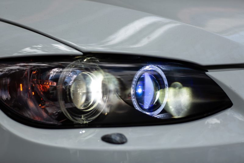 Đèn Laser ô tô là gì?
